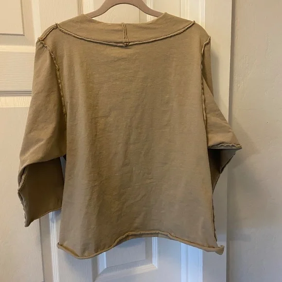 Tan Cynthia Ashby Cotton Top - Picture 2 of 8